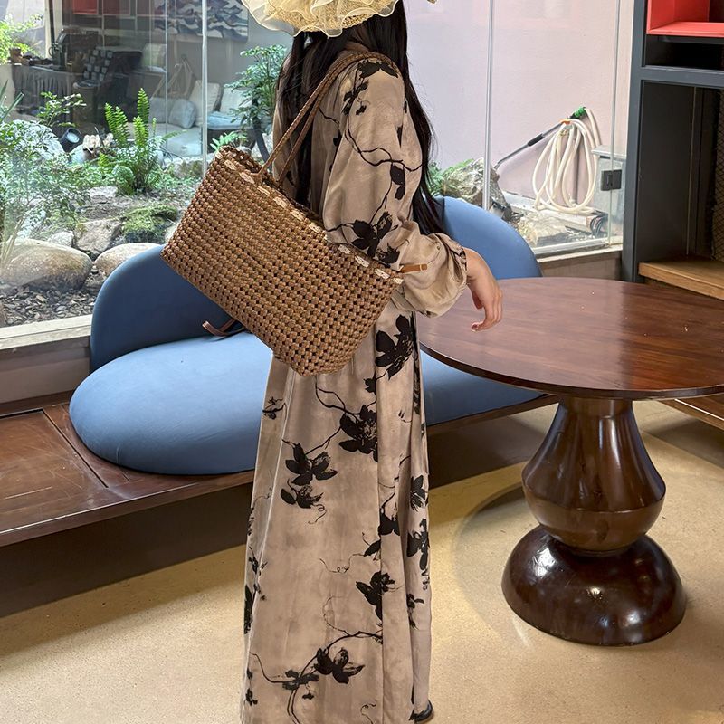 Chinese Style Jacquard & Print Maxi Wrap Dress(MS424) La Vie Bien Chinese Style Jacquard & Print Maxi Wrap Dress(MS424)