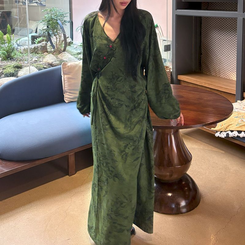 Chinese Style Jacquard & Print Maxi Wrap Dress(MS424) La Vie Bien Chinese Style Jacquard & Print Maxi Wrap Dress(MS424)