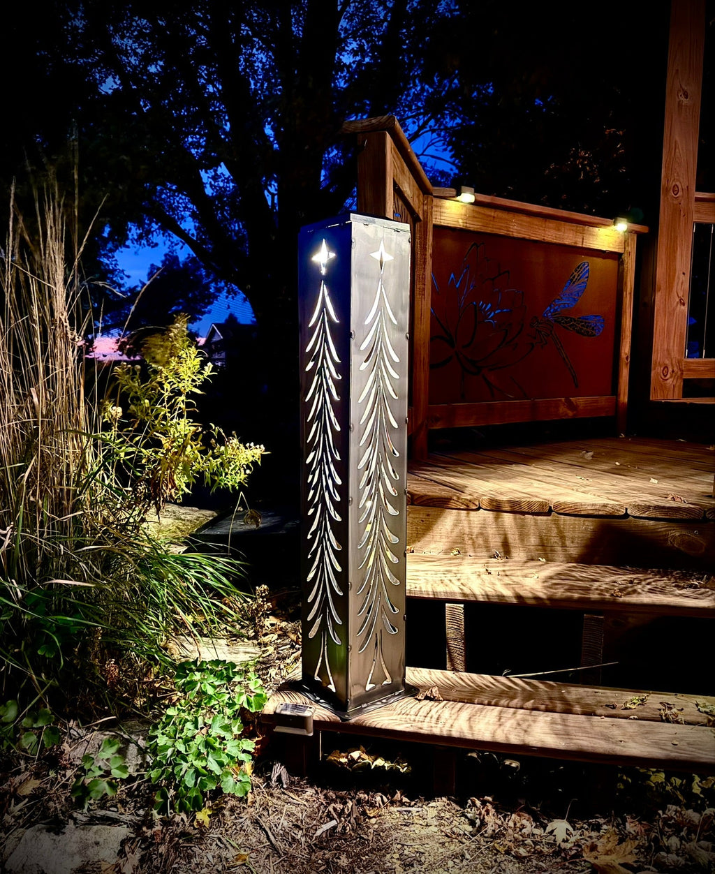 Christmas Tree Solar Luminary - Steel