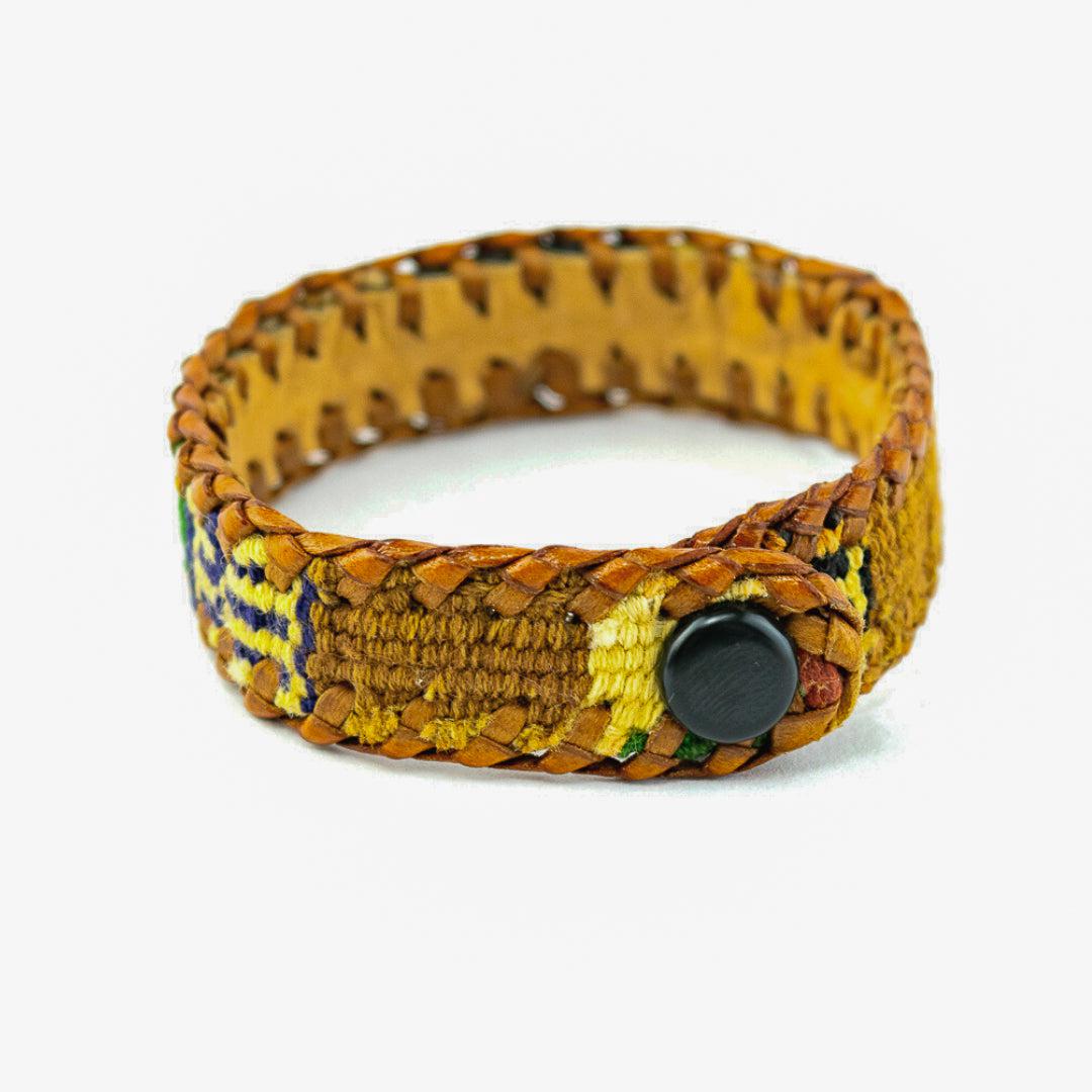 Chula Handmade Fabric & Leather Snap - on Bracelet - Guatemala Bracelets La Vie Bien Chula Handmade Fabric & Leather Snap - on Bracelet - Guatemala