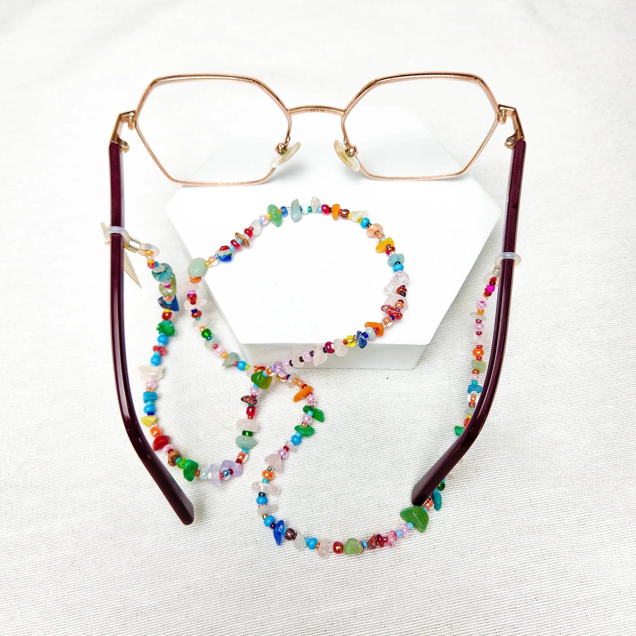 Chunky Bead Eyeglass Holder by Upavim Crafts