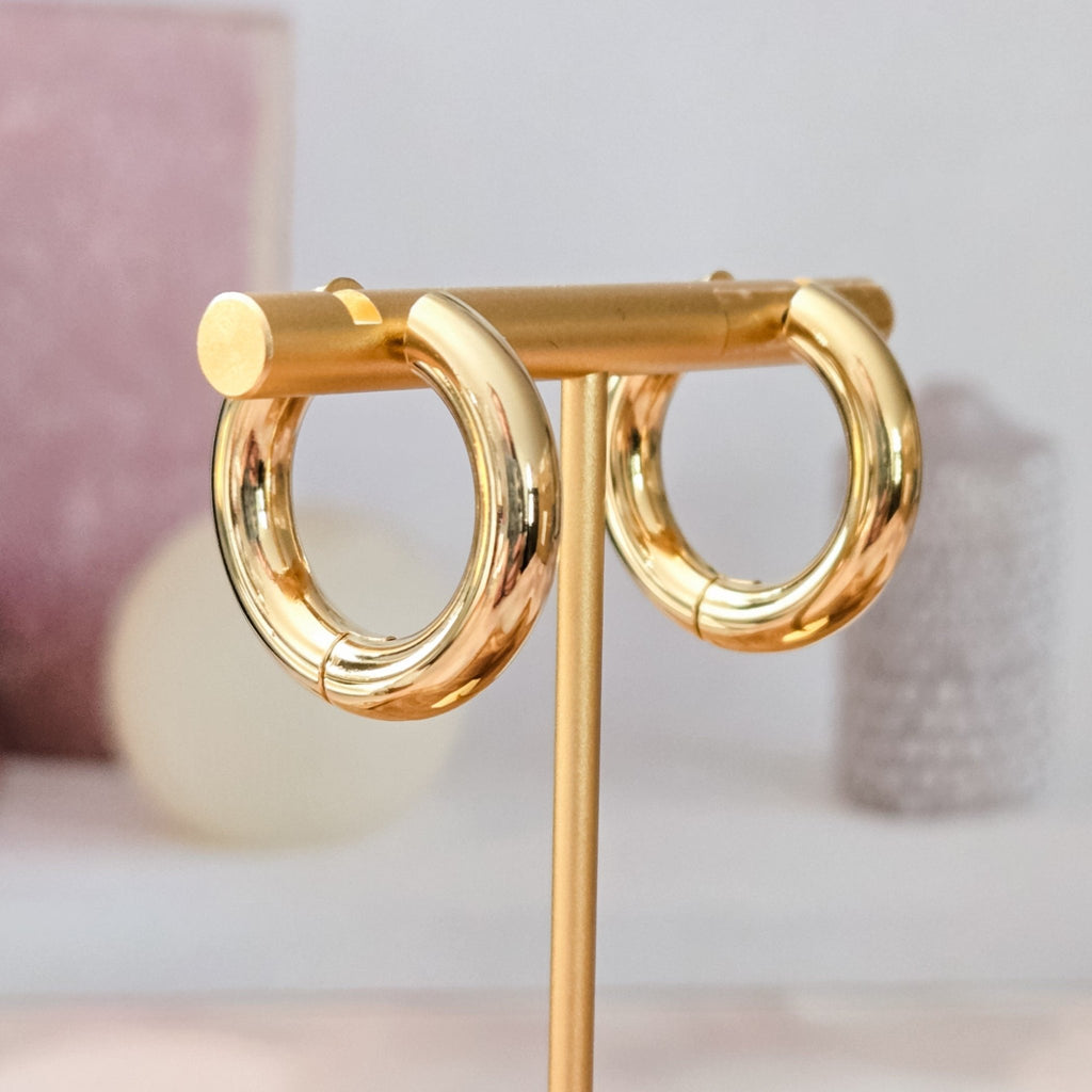 Chunky Huggies Hoop Earrings Earrings La Vie Bien Chunky Huggies Hoop Earrings