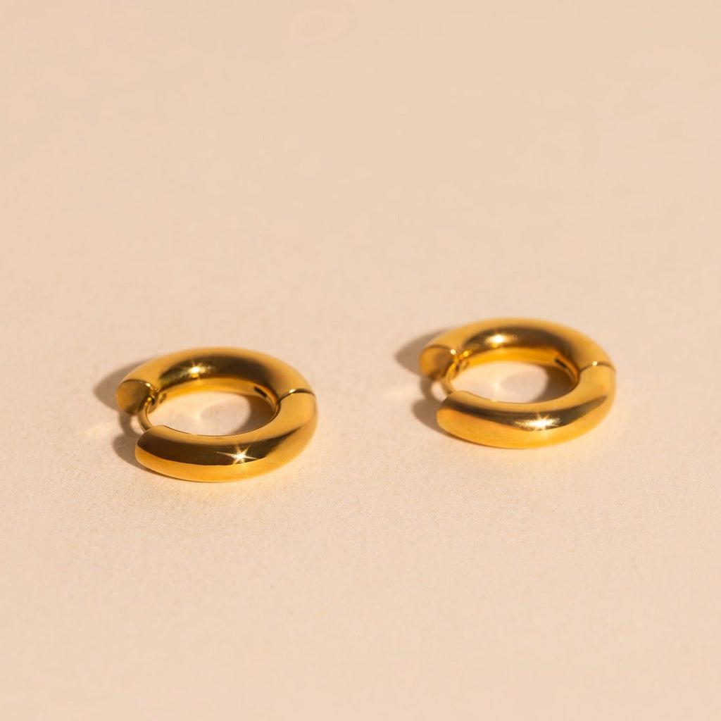 Chunky Rounded Huggie Hoop Earrings Chunky Rounded Huggie Hoops La Vie Bien Chunky Rounded Huggie Hoop Earrings