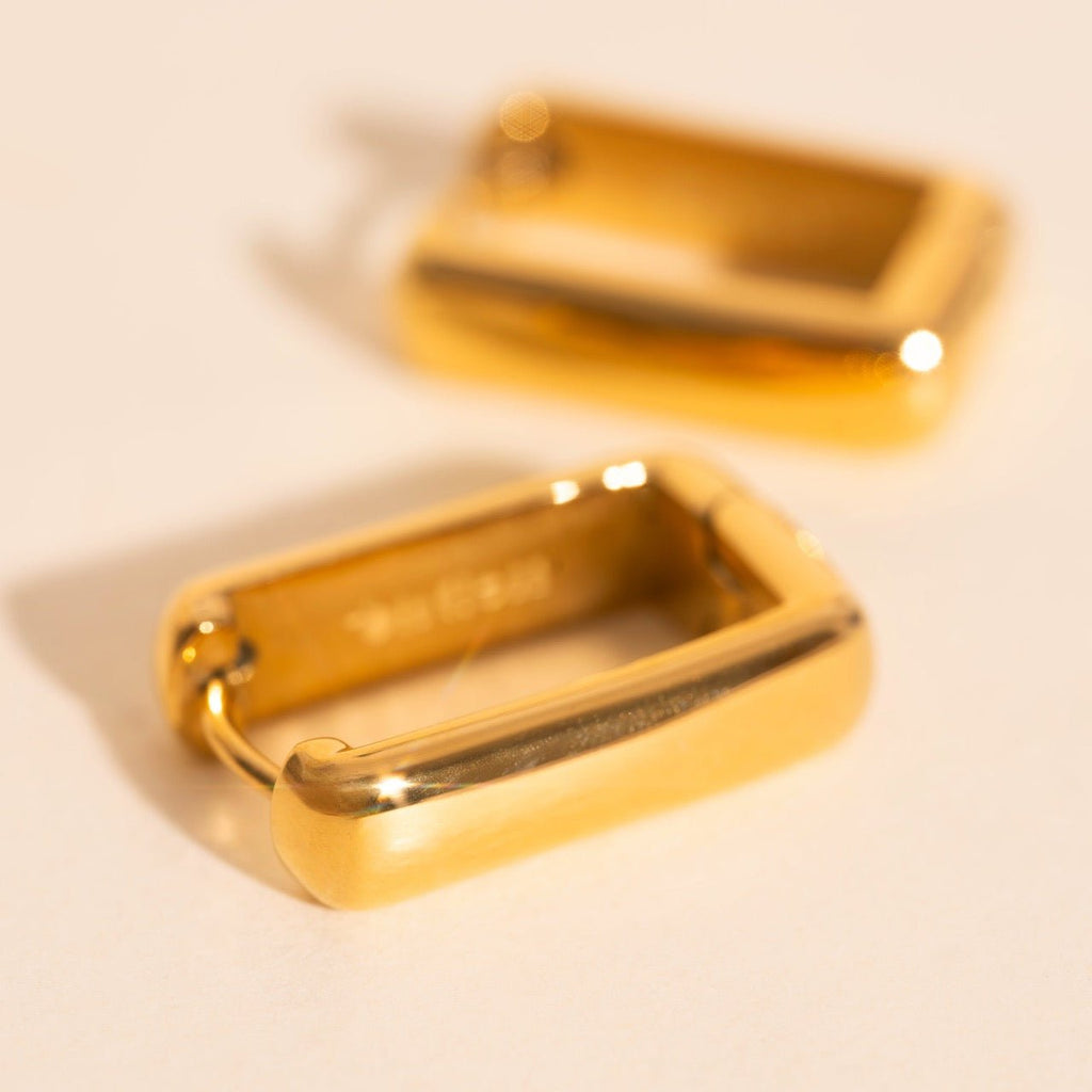 Chunky Rounded Rectangle Huggie Hoop Earrings Chunky Rounded Huggie Hoops La Vie Bien Chunky Rounded Rectangle Huggie Hoop Earrings