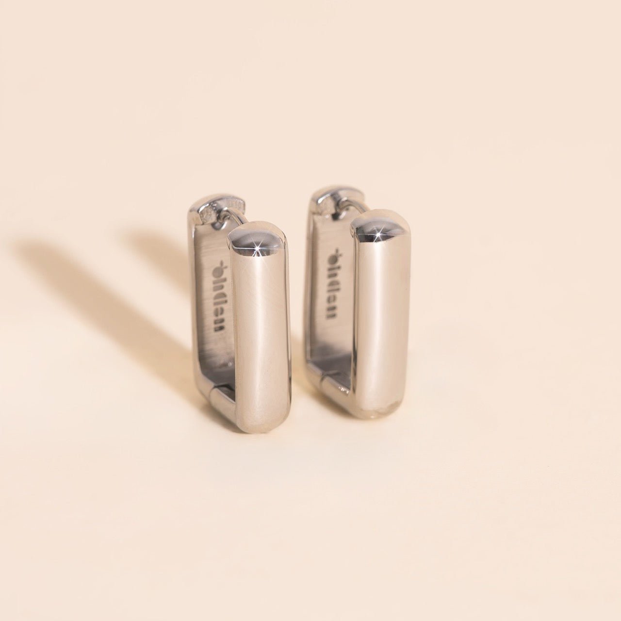 Chunky Rounded Rectangle Huggie Hoop Earrings Chunky Rounded Huggie Hoops La Vie Bien Chunky Rounded Rectangle Huggie Hoop Earrings