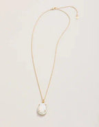 Clara Oval Necklace - 18" White Opal Necklace La Vie Bien Clara Oval Necklace - 18" White Opal