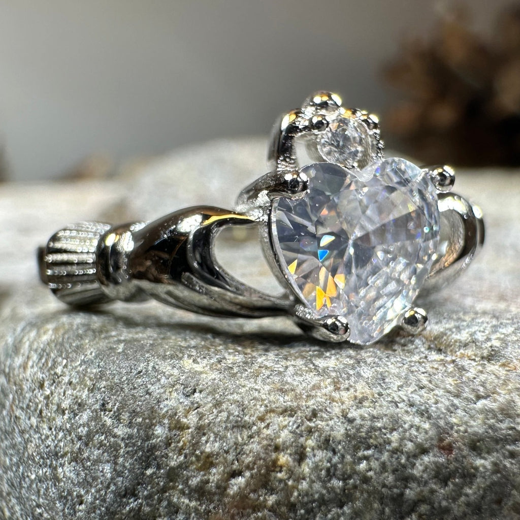 Clare Claddagh Ring Ring La Vie Bien Clare Claddagh Ring
