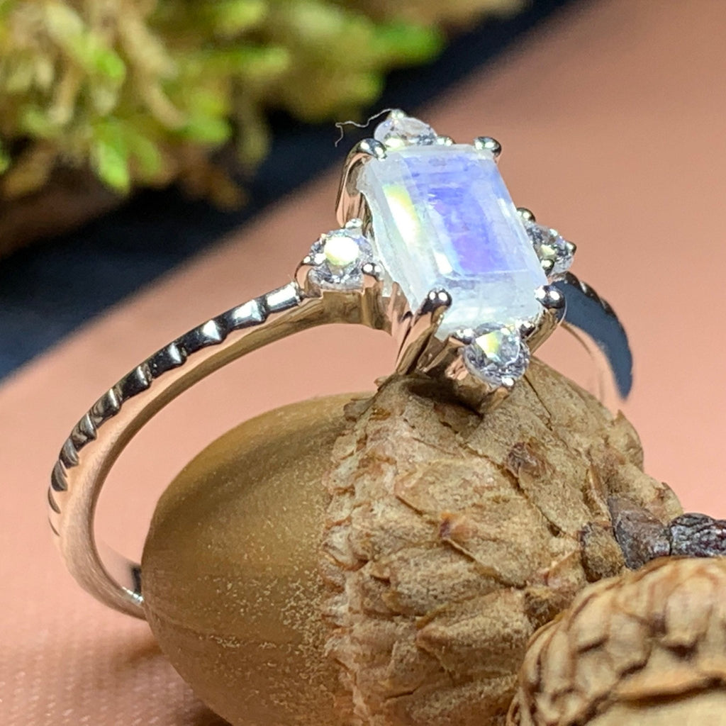 Clarissa Moonstone Ring Ring La Vie Bien Clarissa Moonstone Ring