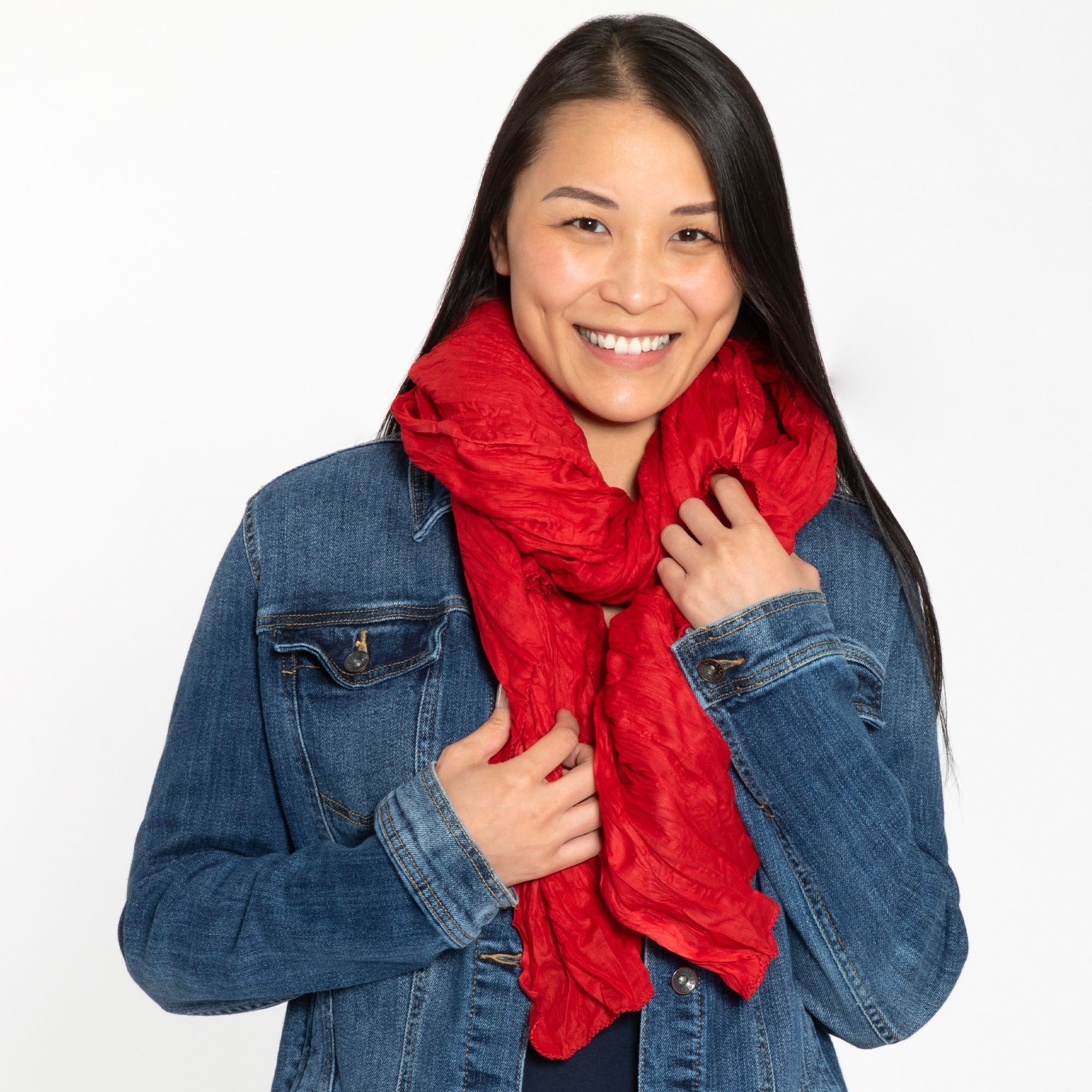 Classic Cotton Crinkle Scarf Scarves & Bandanas La Vie Bien Classic Cotton Crinkle Scarf