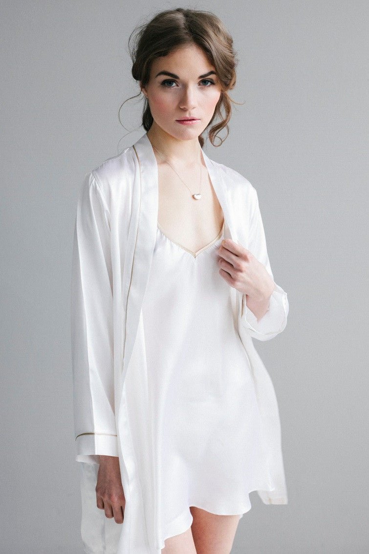 Classic Silk Robe ROBES La Vie Bien Classic Silk Robe