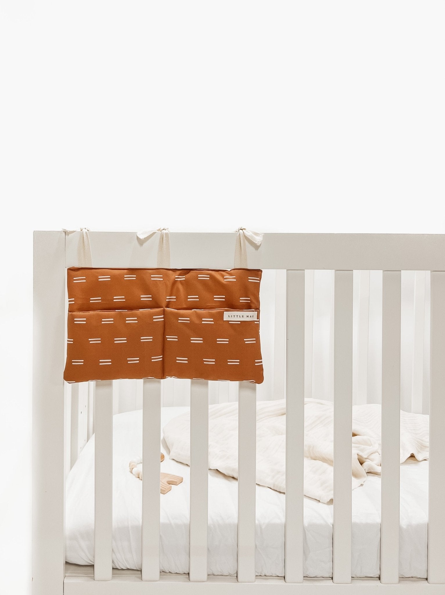 Clay Crib Organizer Baby Crib Storage La Vie Bien Clay Crib Organizer