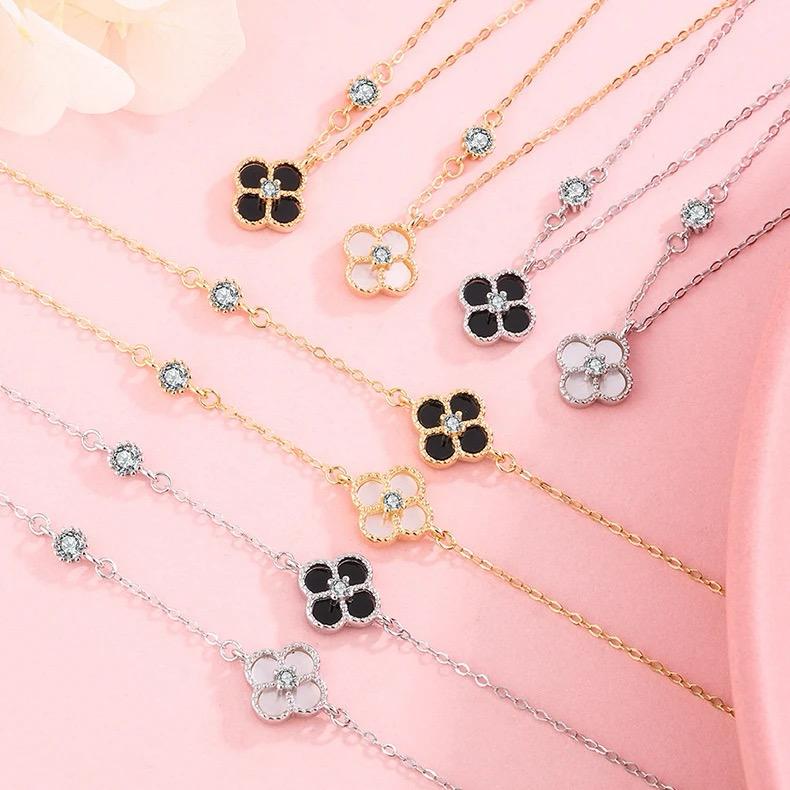 Clover Necklace Necklace La Vie Bien Clover Necklace
