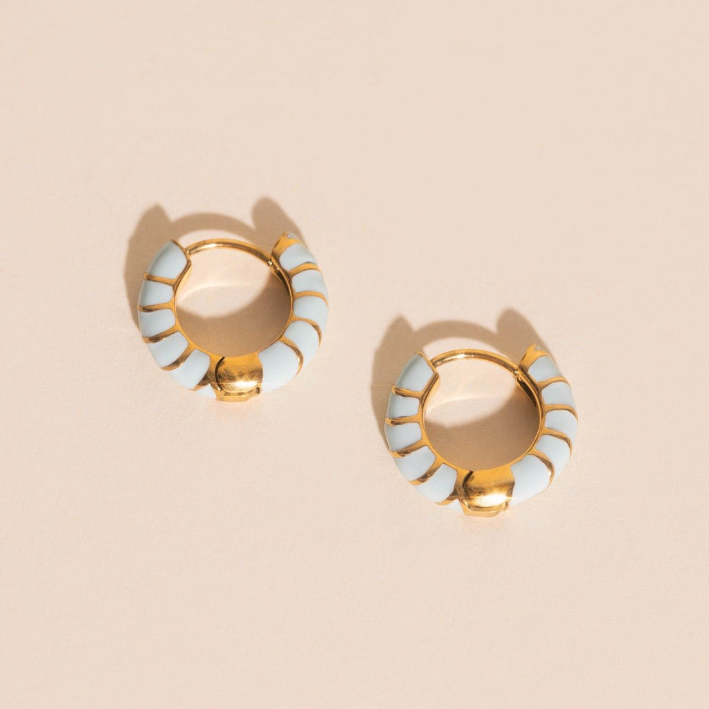 Color Chunky Rounded Huggie Hoop Earrings Earrings La Vie Bien Color Chunky Rounded Huggie Hoop Earrings