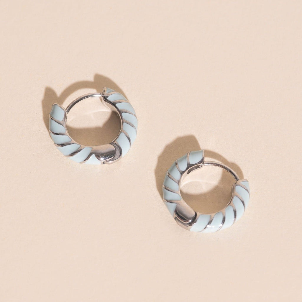 Color Chunky Rounded Huggie Hoop Earrings Earrings La Vie Bien Color Chunky Rounded Huggie Hoop Earrings