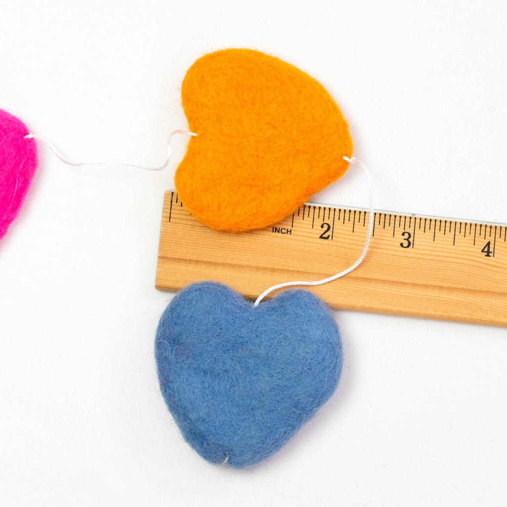 Colorful Felt heart Garland - Handmade Wall Décor - Multicolor Hearts for kid's room, nursery La Vie Bien Colorful Felt heart Garland - Handmade Wall Décor - Multicolor Hearts for kid's room, nursery