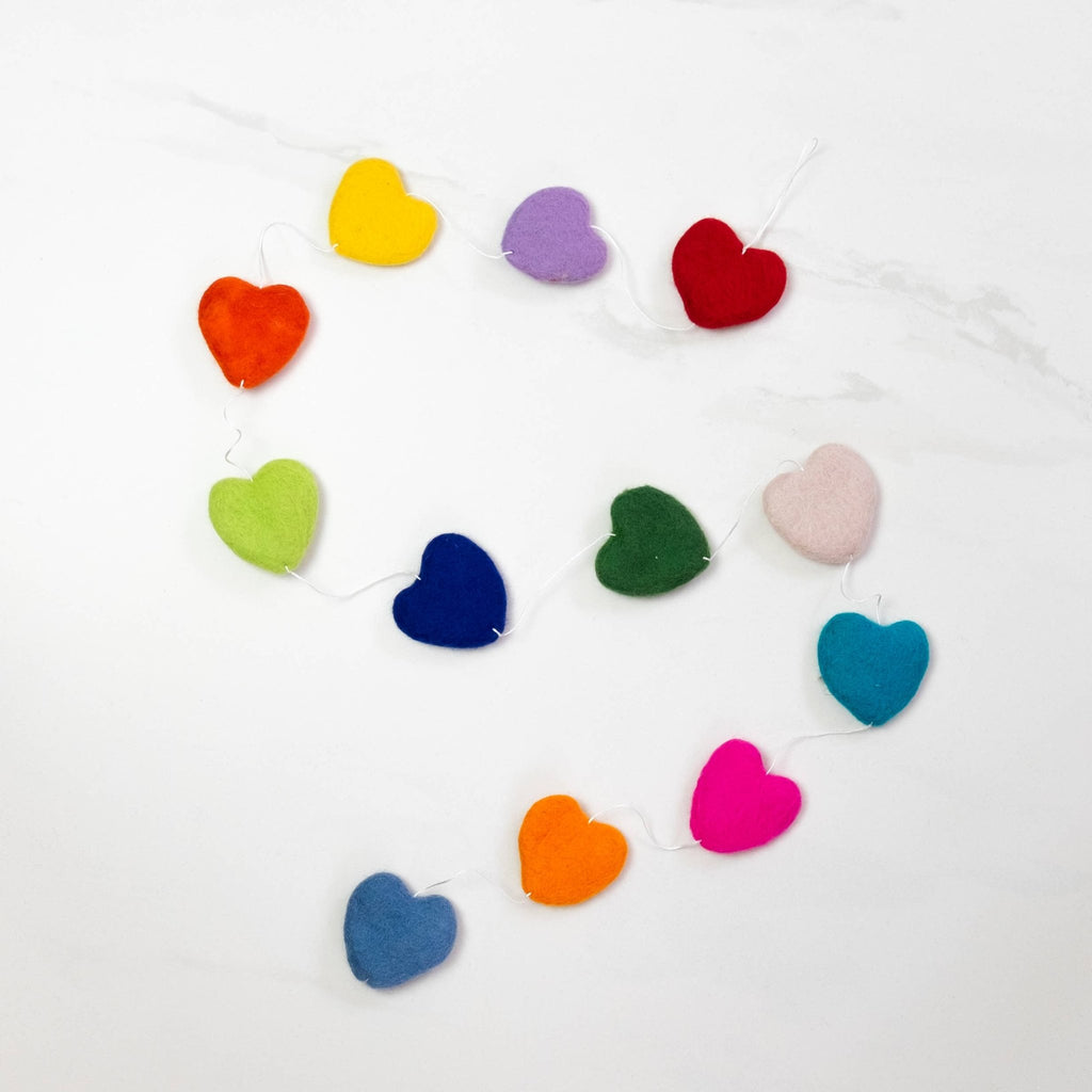 Colorful Felt heart Garland - Handmade Wall Décor - Multicolor Hearts for kid's room, nursery La Vie Bien Colorful Felt heart Garland - Handmade Wall Décor - Multicolor Hearts for kid's room, nursery