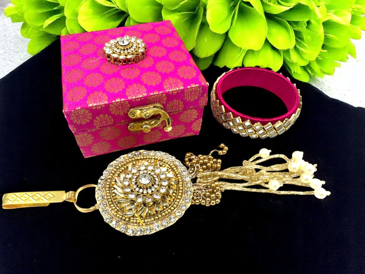 Combo of Kundan Bangle & Satka in Gift Box (Assorted) Favors & Return Gifts La Vie Bien Combo of Kundan Bangle & Satka in Gift Box (Assorted)
