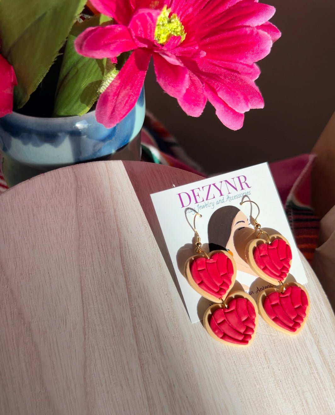 Concha dangles Earrings La Vie Bien Concha dangles