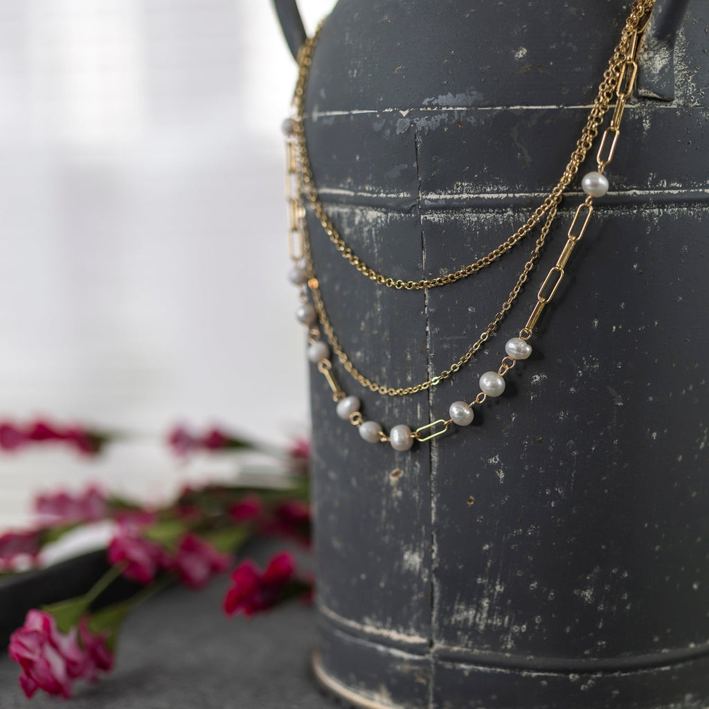 Coquette necklace Necklaces La Vie Bien Coquette necklace