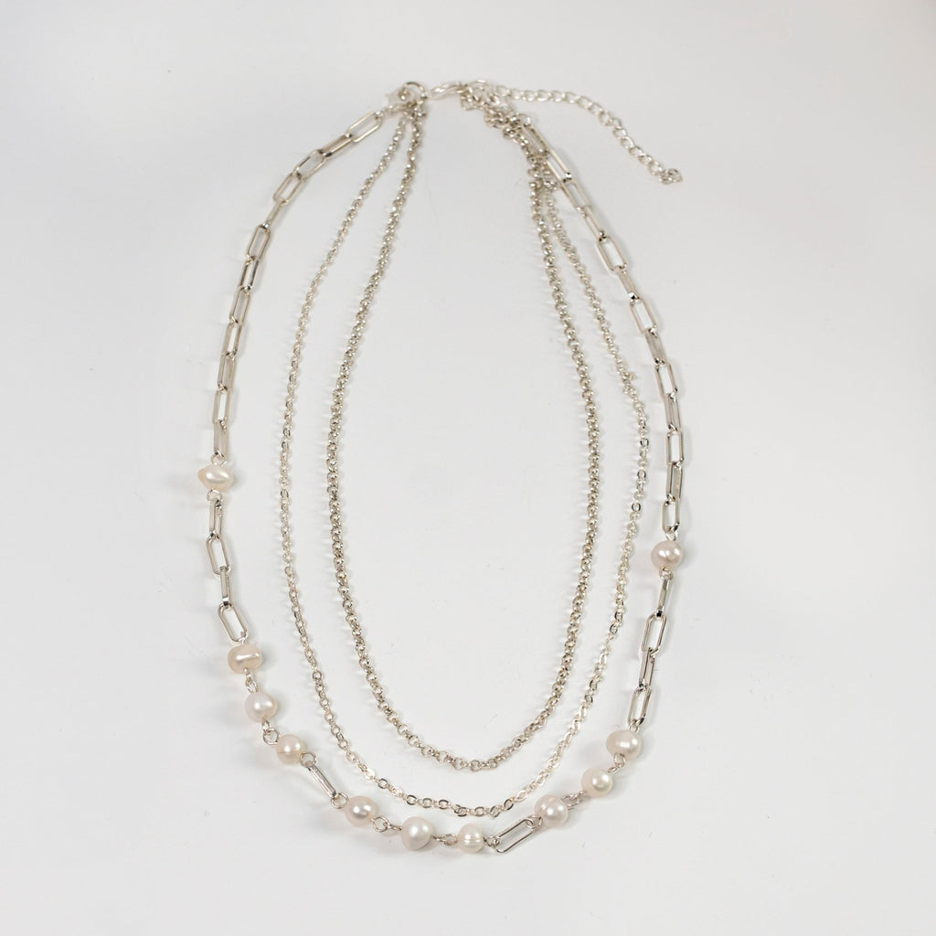 Coquette silver necklace Necklaces La Vie Bien Coquette silver necklace
