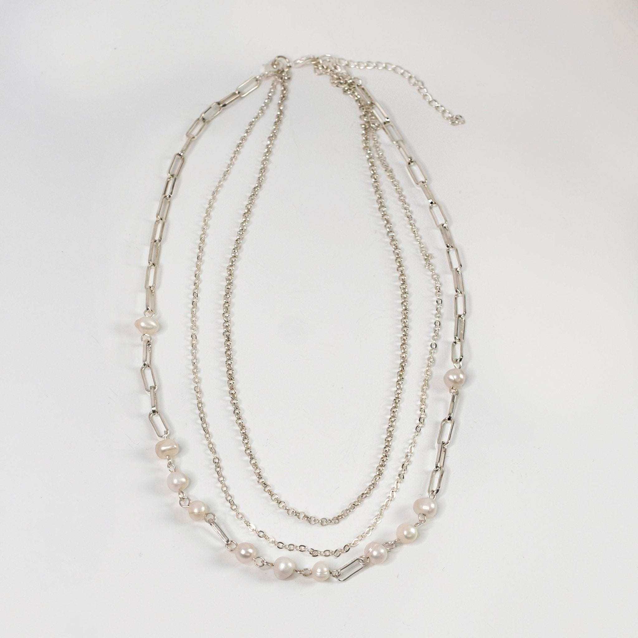 Coquette silver necklace Necklaces La Vie Bien Coquette silver necklace