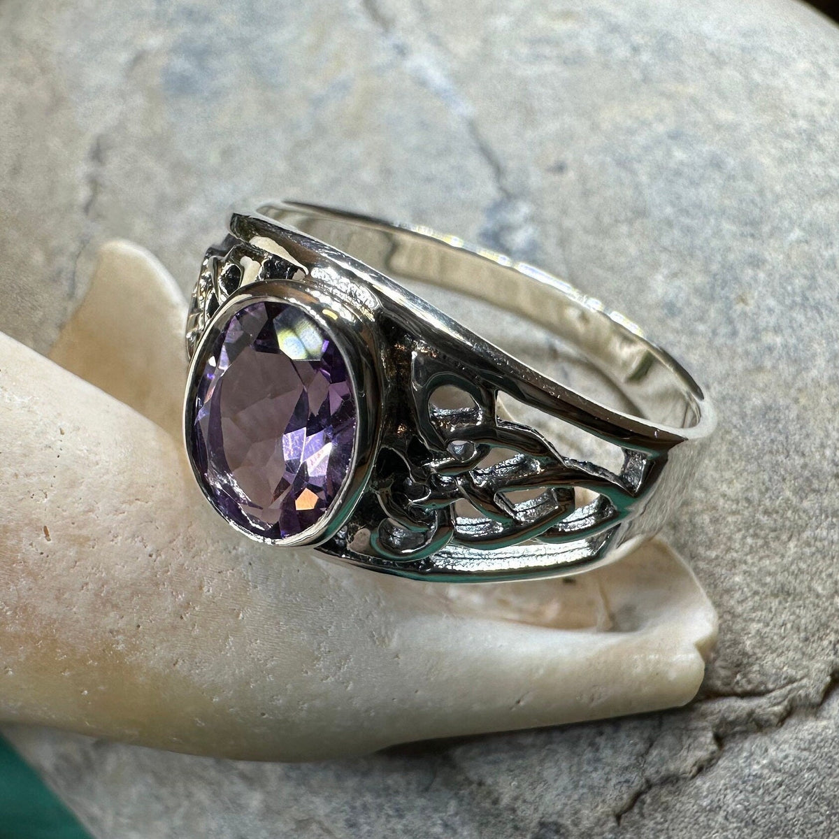Coralina Celtic Knot Ring Ring La Vie Bien Coralina Celtic Knot Ring