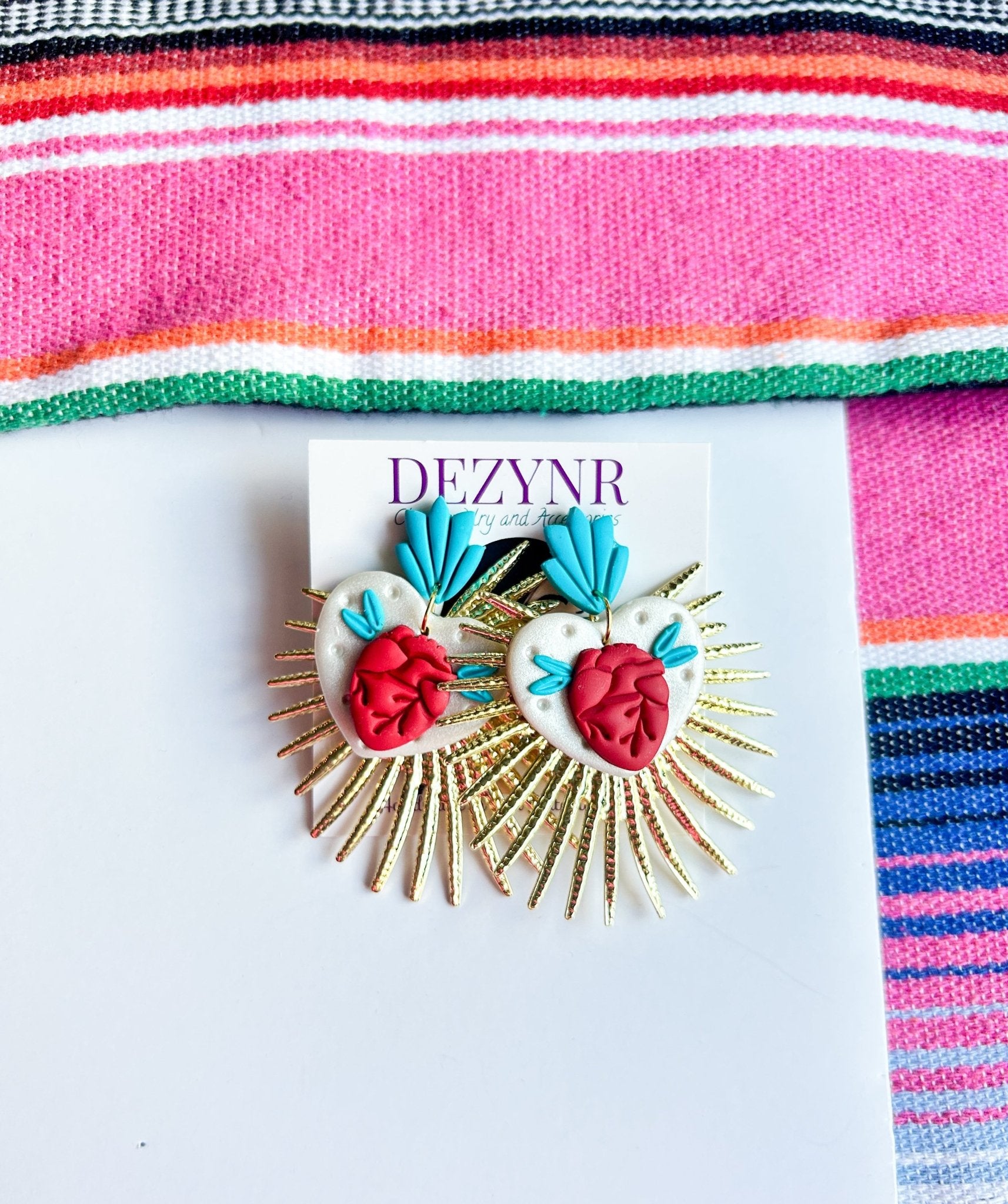 Corazon Eterno in Pearl Earrings La Vie Bien Corazon Eterno in Pearl