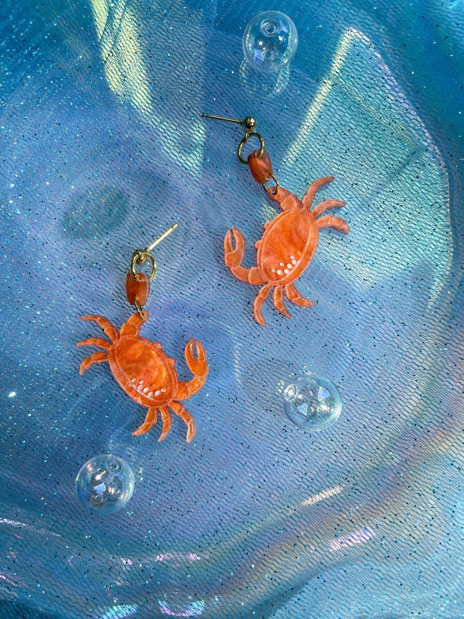 Crawling into Summer Crab Earrings Earrings La Vie Bien Crawling into Summer Crab Earrings