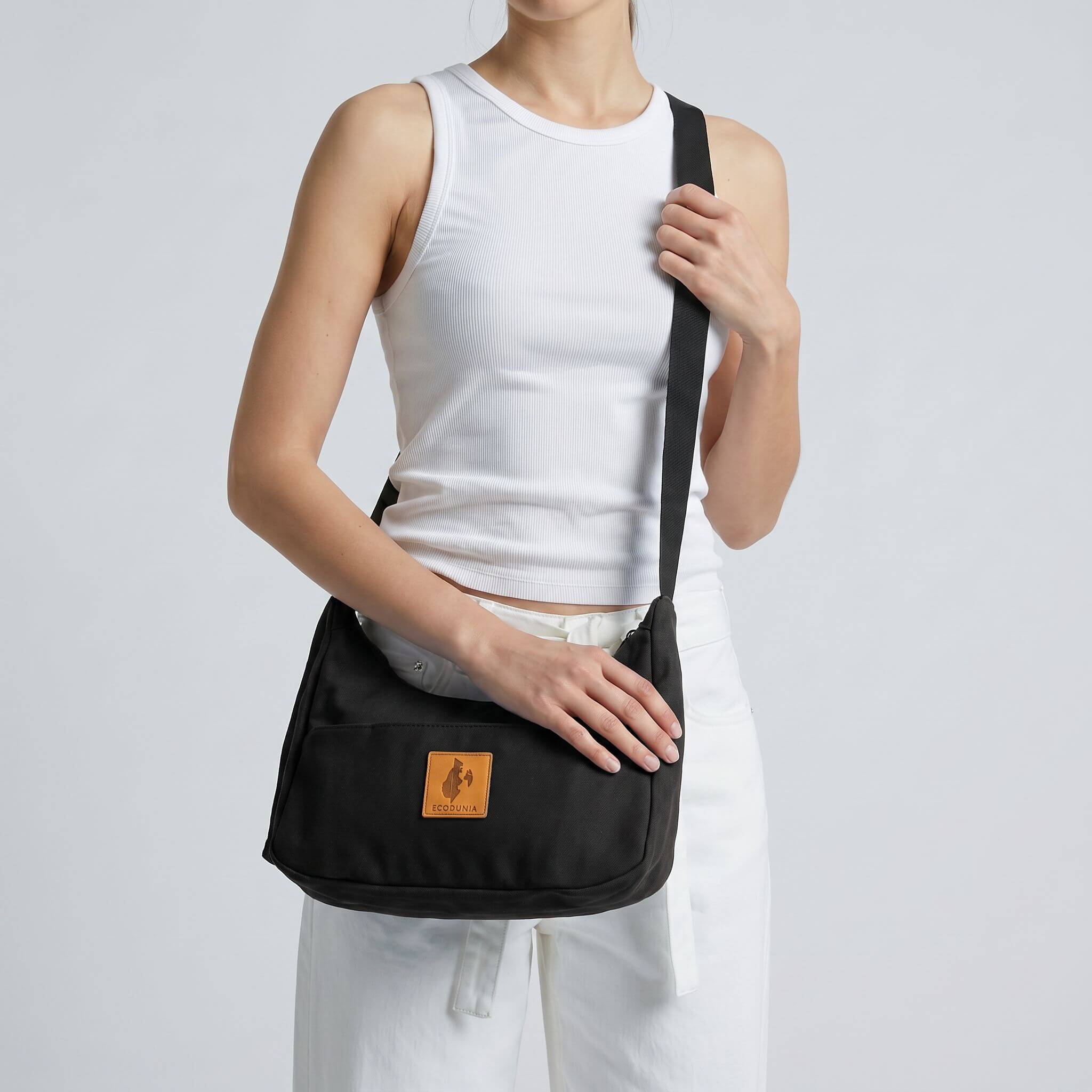 Crossbody Crescent Bag - Canvas Shoulder Bag for Women Crossbody Bags La Vie Bien Crossbody Crescent Bag - Canvas Shoulder Bag for Women