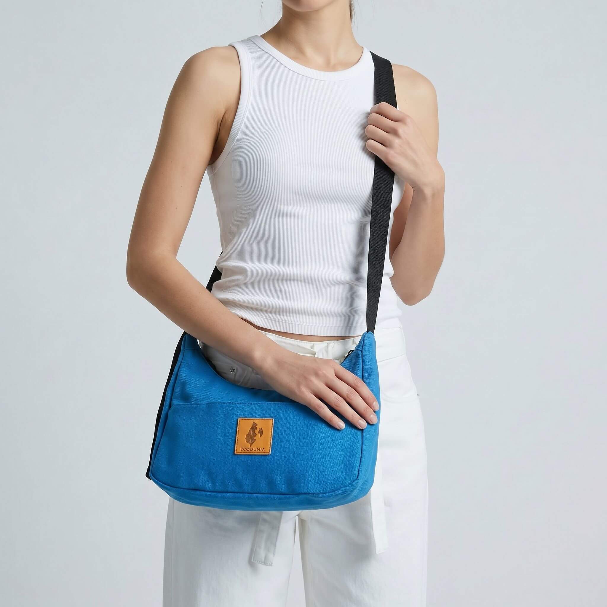 Crossbody Crescent Bag - Canvas Shoulder Bag for Women Crossbody Bags La Vie Bien Crossbody Crescent Bag - Canvas Shoulder Bag for Women