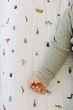 Cutie Crawlies Crib Sheet Crib Sheets La Vie Bien Cutie Crawlies Crib Sheet