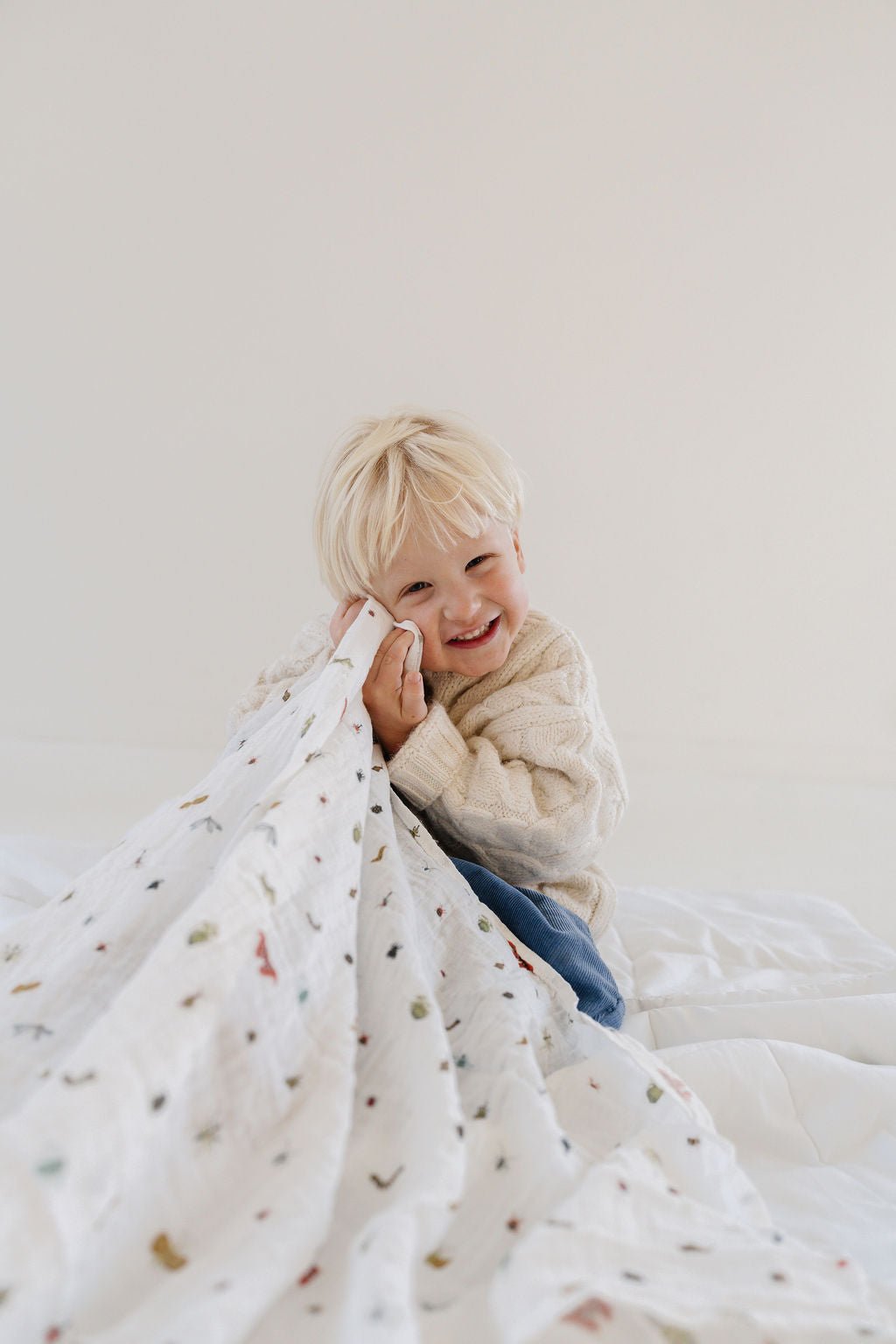 Cutie Crawlies Swaddle Swaddles La Vie Bien Cutie Crawlies Swaddle