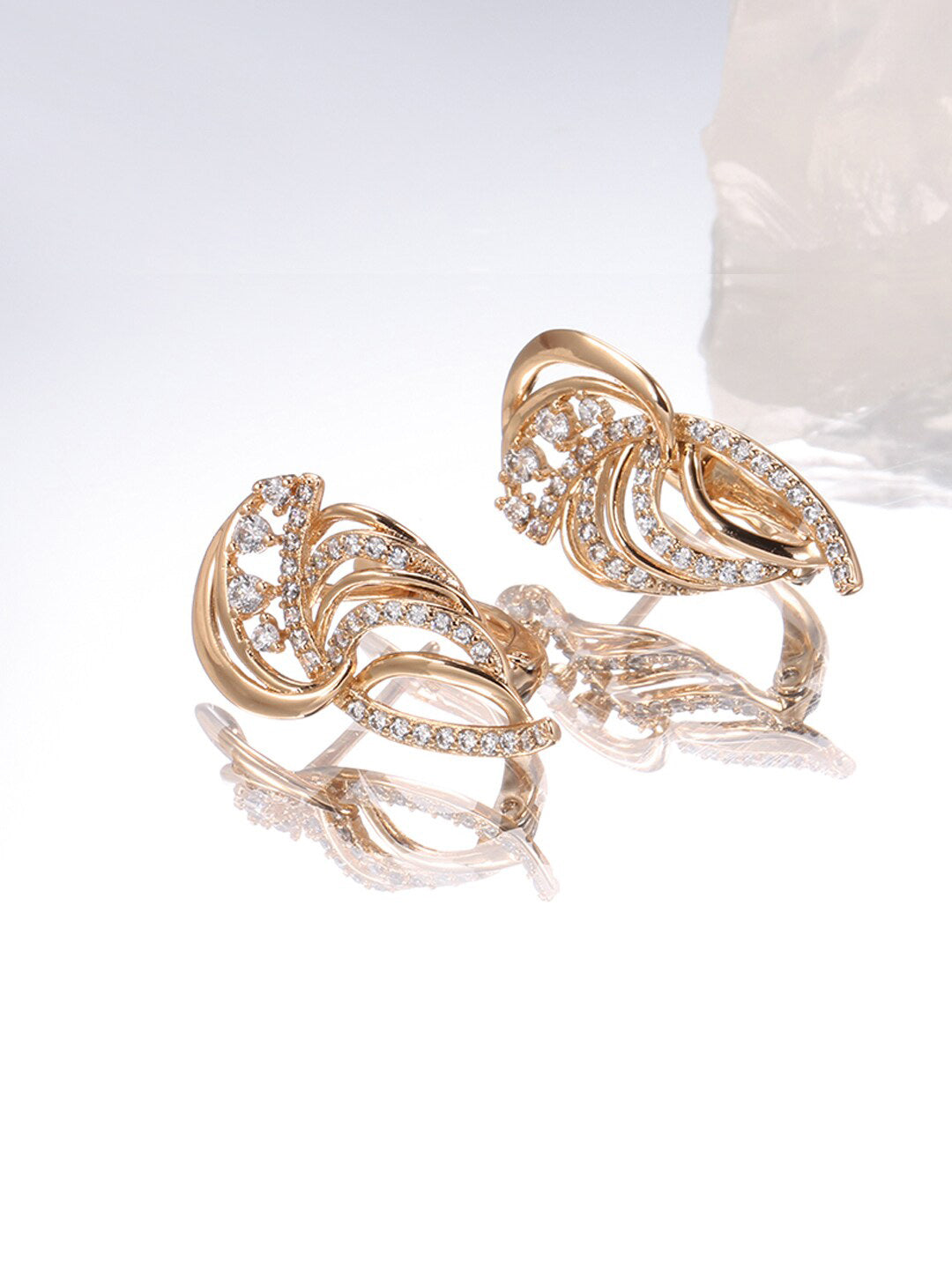 Shining Diva Gold-Polished Rose Zircon Earrings