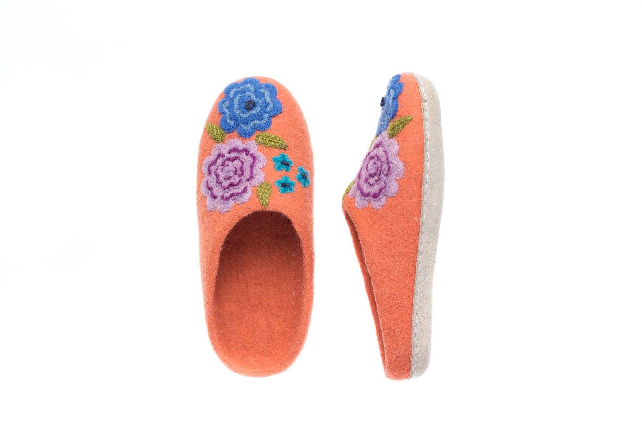 Dahlia Slippers: Peach slippers La Vie Bien Dahlia Slippers: Peach