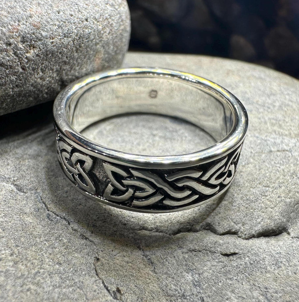 Dàil Celtic Ring in Sterling Silver Ring La Vie Bien Dàil Celtic Ring in Sterling Silver