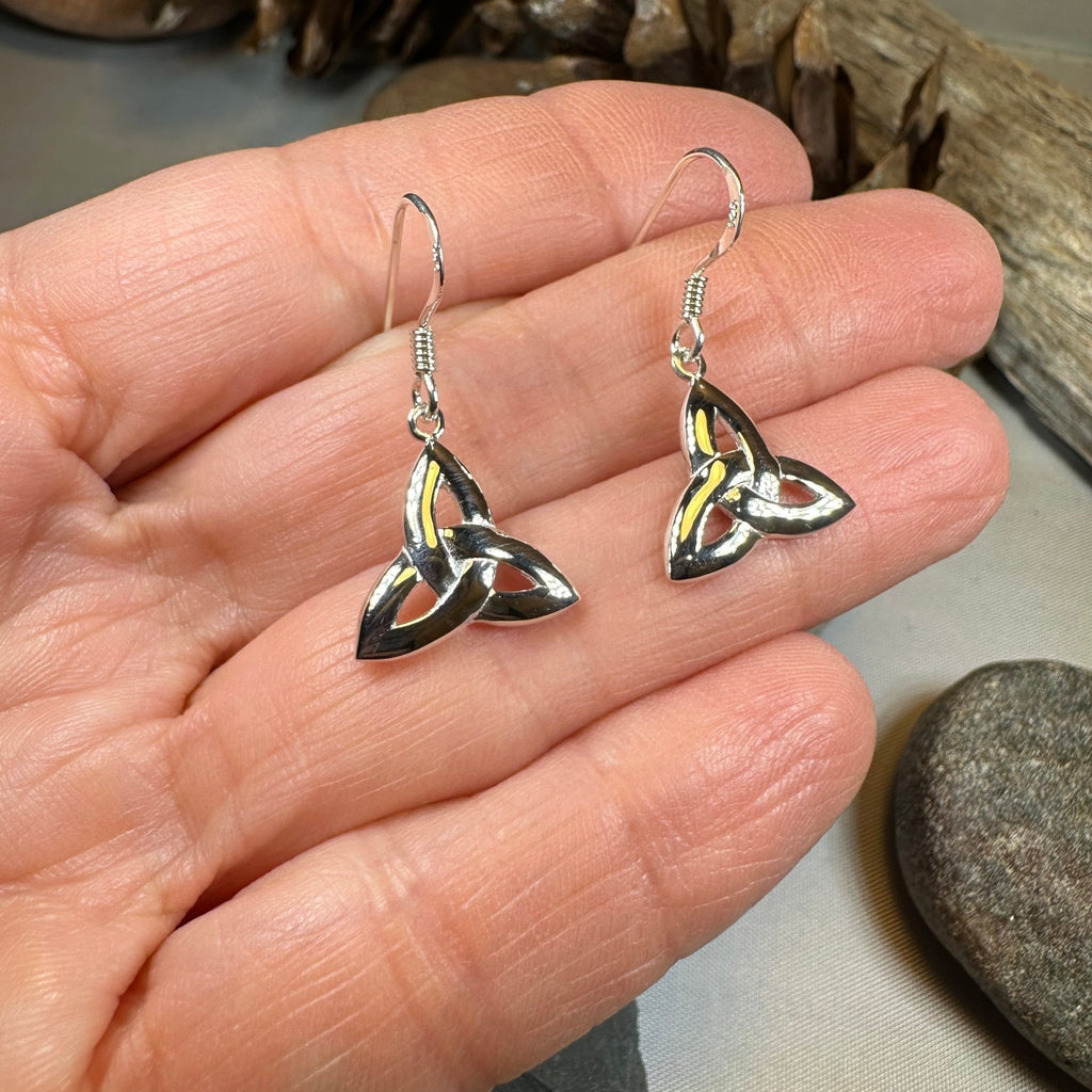 Dainty Celtic Trinity Knot Earrings in Sterling Silver Dangle Earrings La Vie Bien Dainty Celtic Trinity Knot Earrings in Sterling Silver