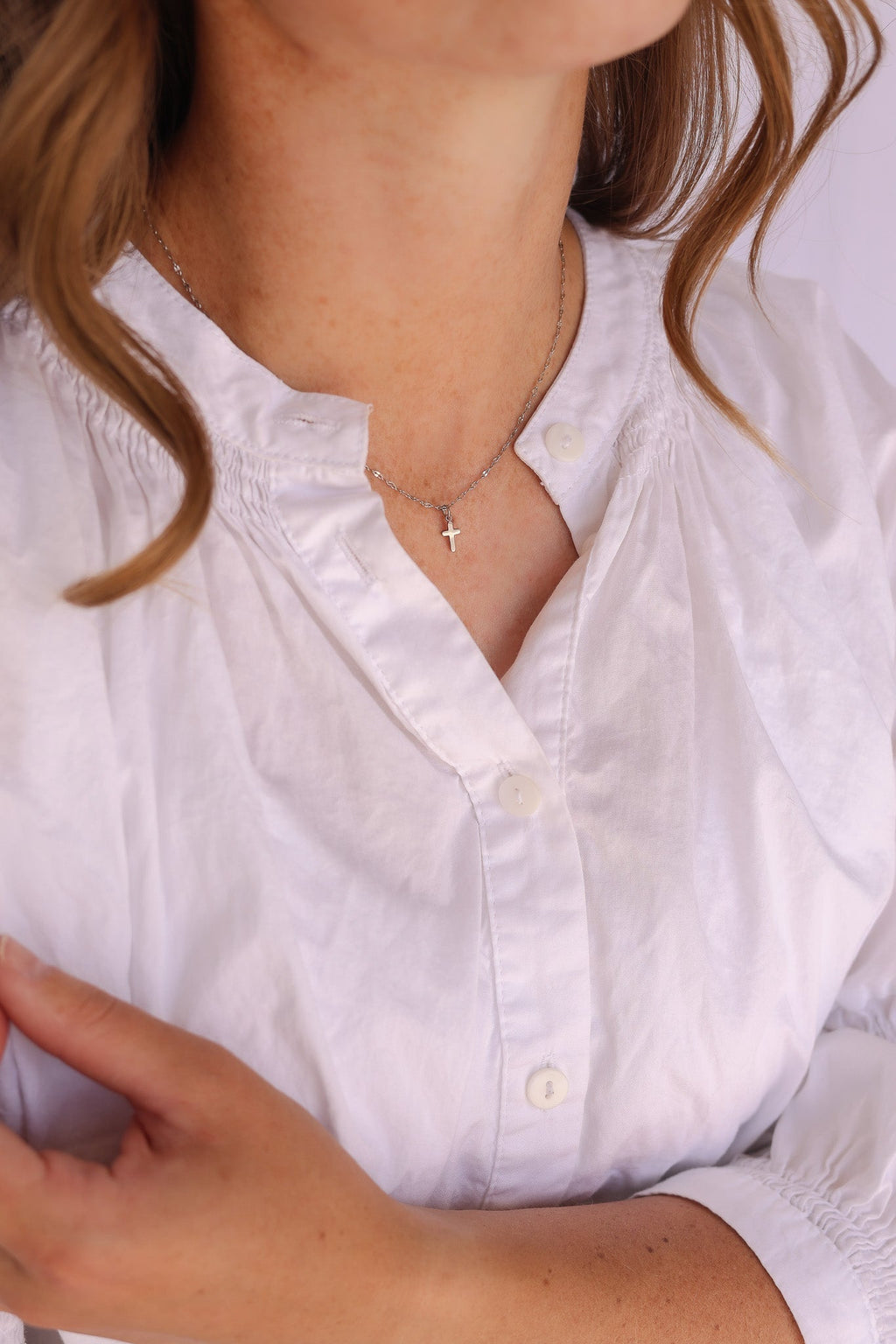 Dainty Cross Necklace Necklace La Vie Bien Dainty Cross Necklace