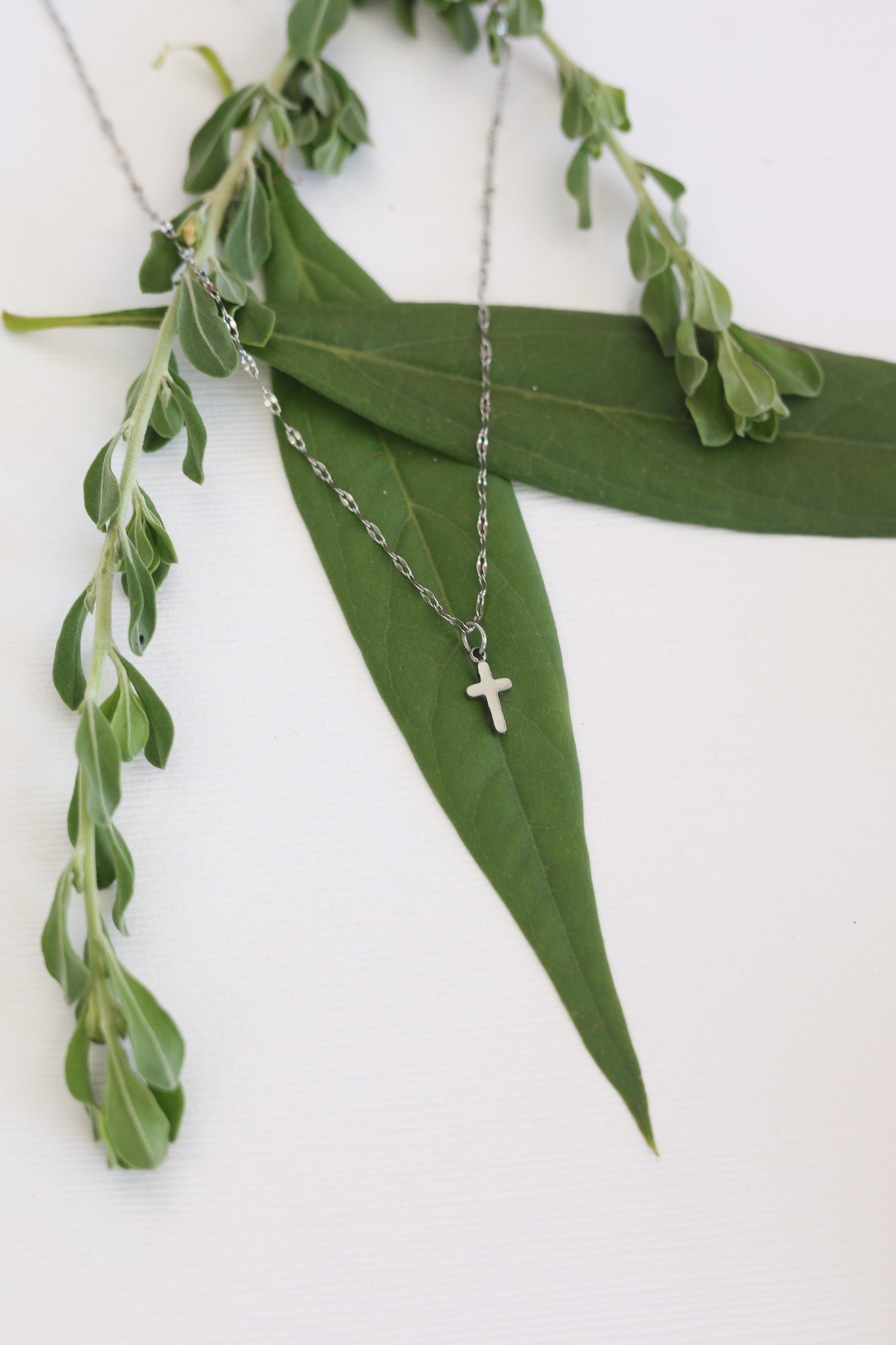 Dainty Cross Necklace Necklace La Vie Bien Dainty Cross Necklace