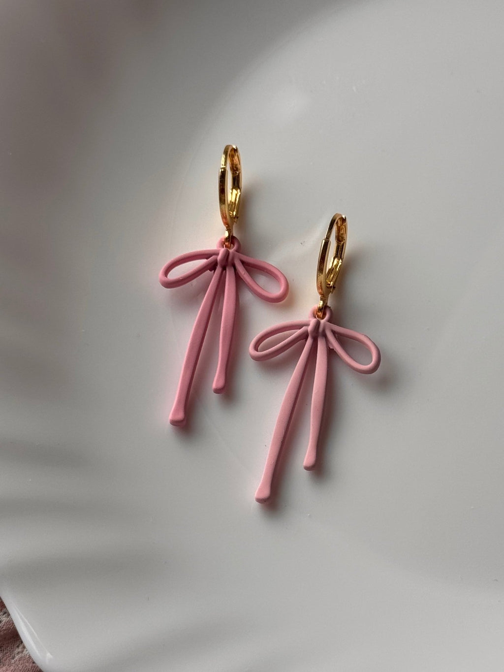 Dainty Ribbon Huggies, Pink La Vie Bien Dainty Ribbon Huggies, Pink