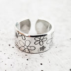 Daisy Flower Ring – Hand Stamped Sterling Silver or Gold Filled Open Band Finger Rings La Vie Bien Daisy Flower Ring – Hand Stamped Sterling Silver or Gold Filled Open Band