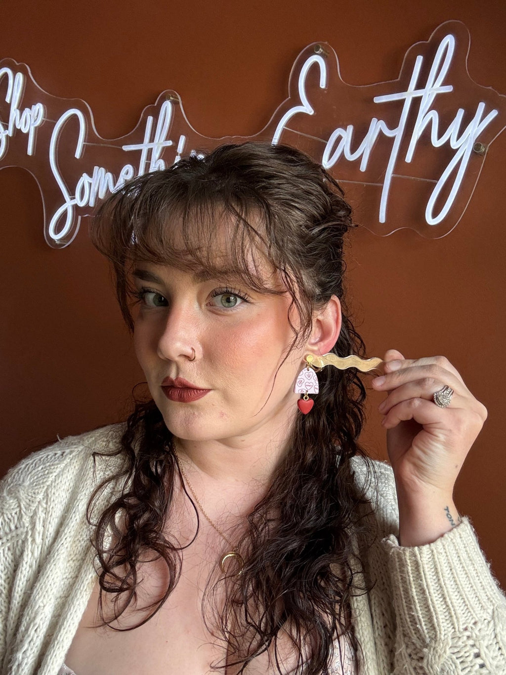 Delaney, in Conversation Hearts La Vie Bien Delaney, in Conversation Hearts