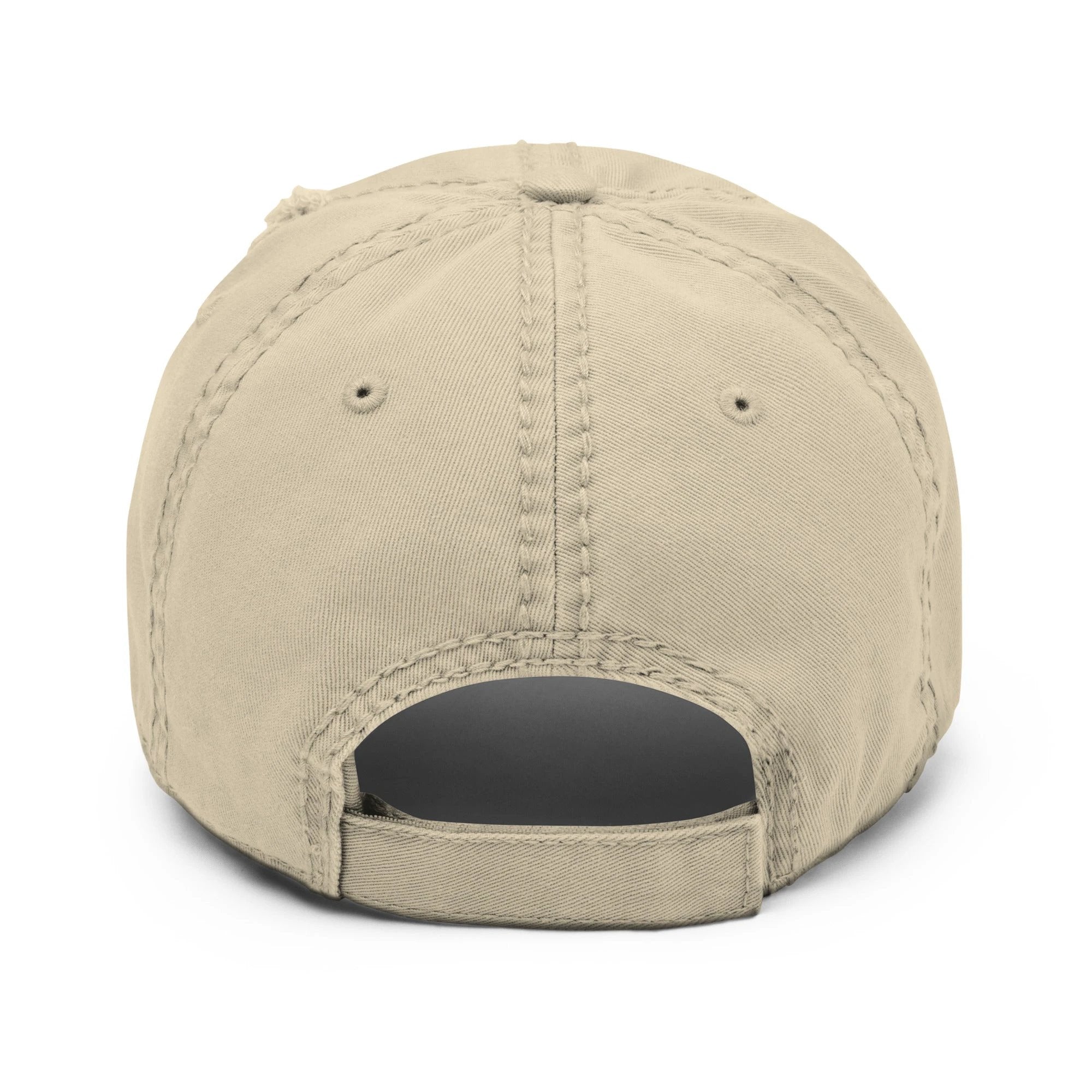 Las cosas mejorarán Distressed Dad Hat by La Vie Bien