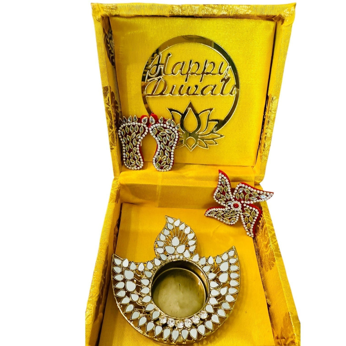 Diwali Gift Combos - Diya & Kundan Laxmi Charan with Swastik in Gift Box La Vie Bien Diwali Gift Combos - Diya & Kundan Laxmi Charan with Swastik in Gift Box