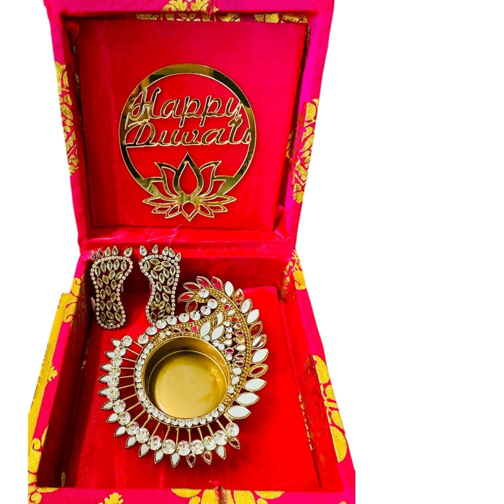 Diwali Gift Combos - Diya & Kundan Laxmi Charan with Swastik in Gift Box La Vie Bien Diwali Gift Combos - Diya & Kundan Laxmi Charan with Swastik in Gift Box