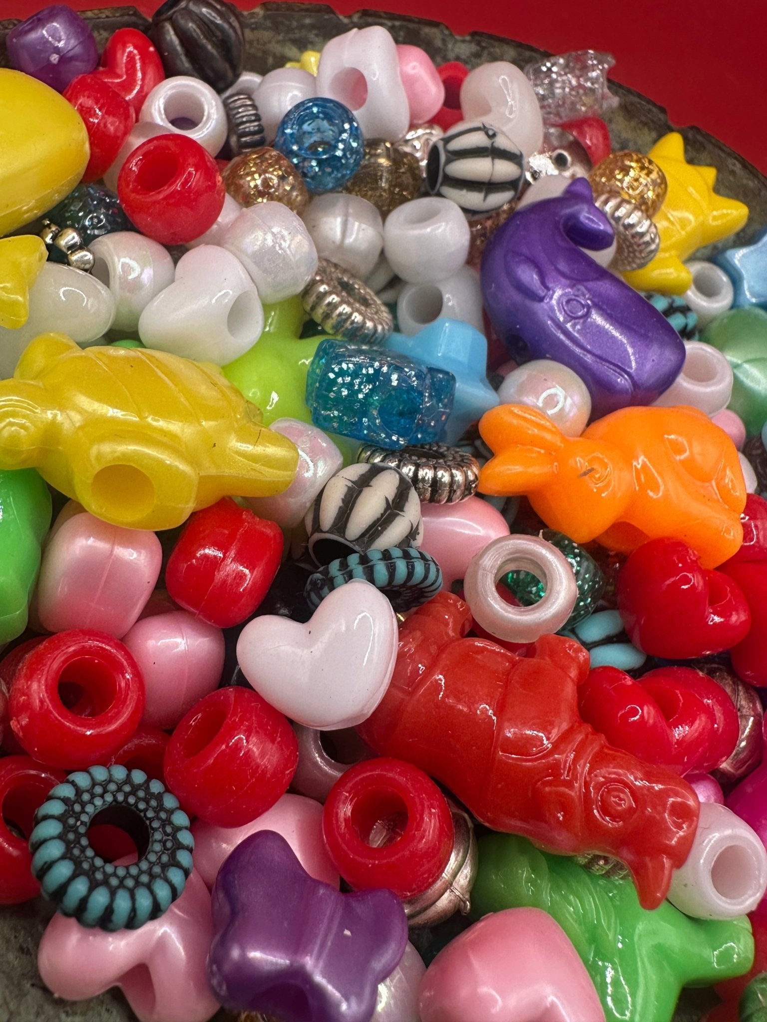DIY Friendship Bracelet Kit – 1 oz Assorted Beads & String La Vie Bien DIY Friendship Bracelet Kit – 1 oz Assorted Beads & String