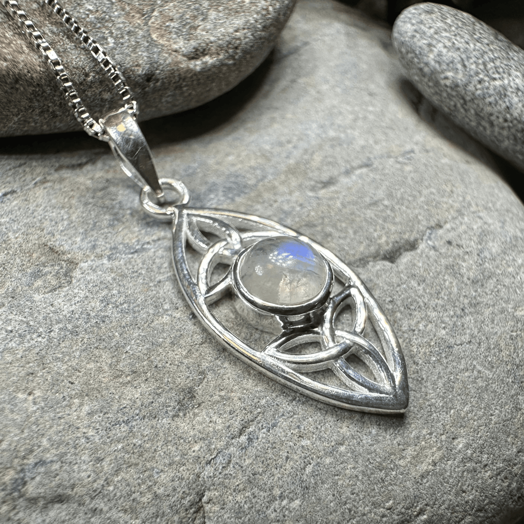 Dolce Trinity Knot Necklace Pendant La Vie Bien Dolce Trinity Knot Necklace
