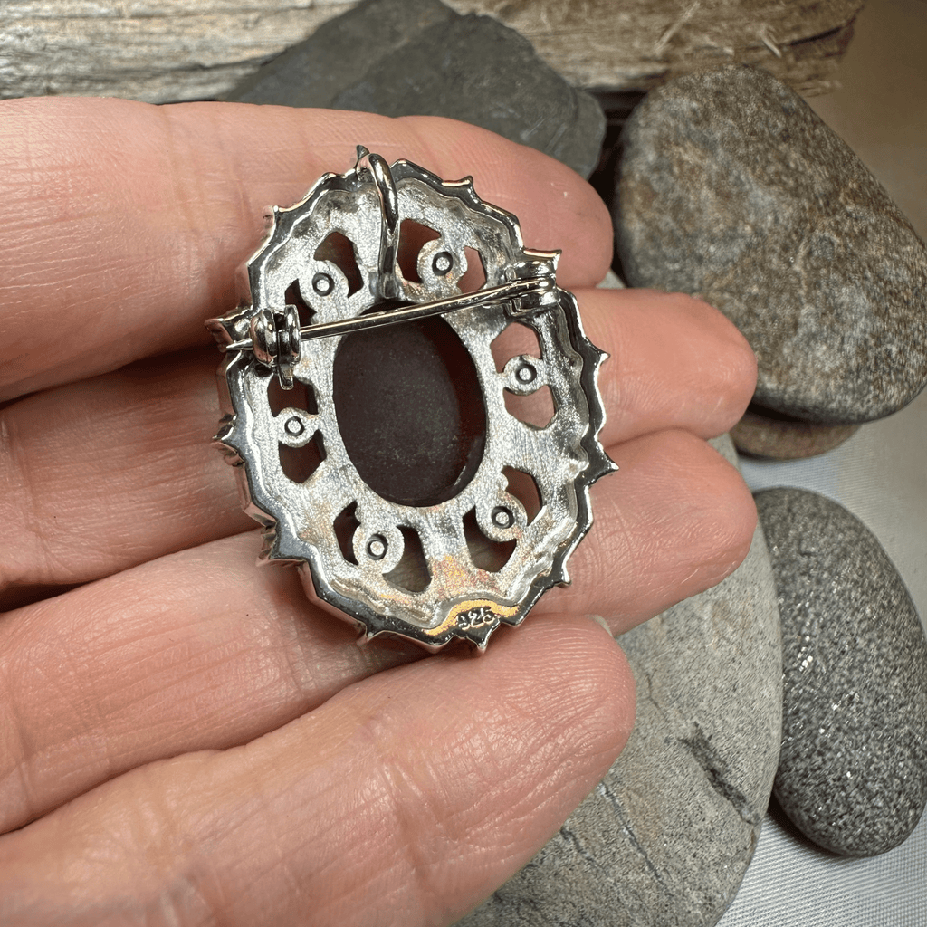 Dorcia Celtic Knot Brooch in Sterling Silver Brooch La Vie Bien Dorcia Celtic Knot Brooch in Sterling Silver