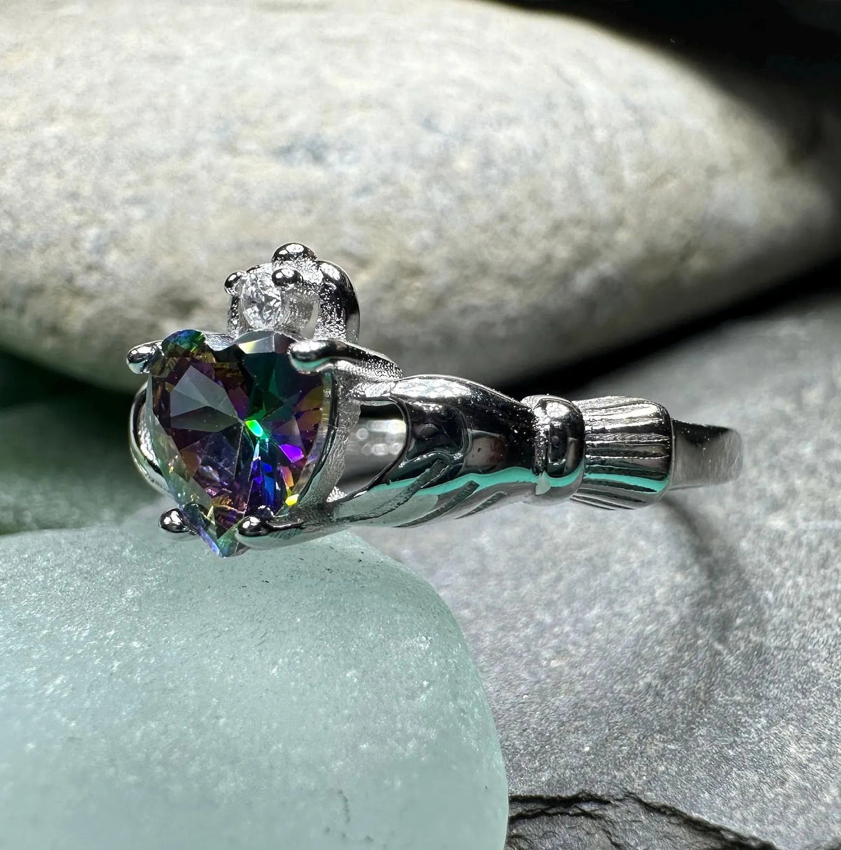 Dunmore Claddagh Ring Ring La Vie Bien Dunmore Claddagh Ring