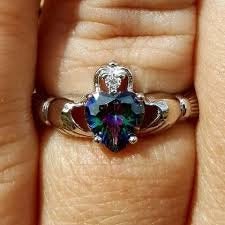Dunmore Claddagh Ring Ring La Vie Bien Dunmore Claddagh Ring