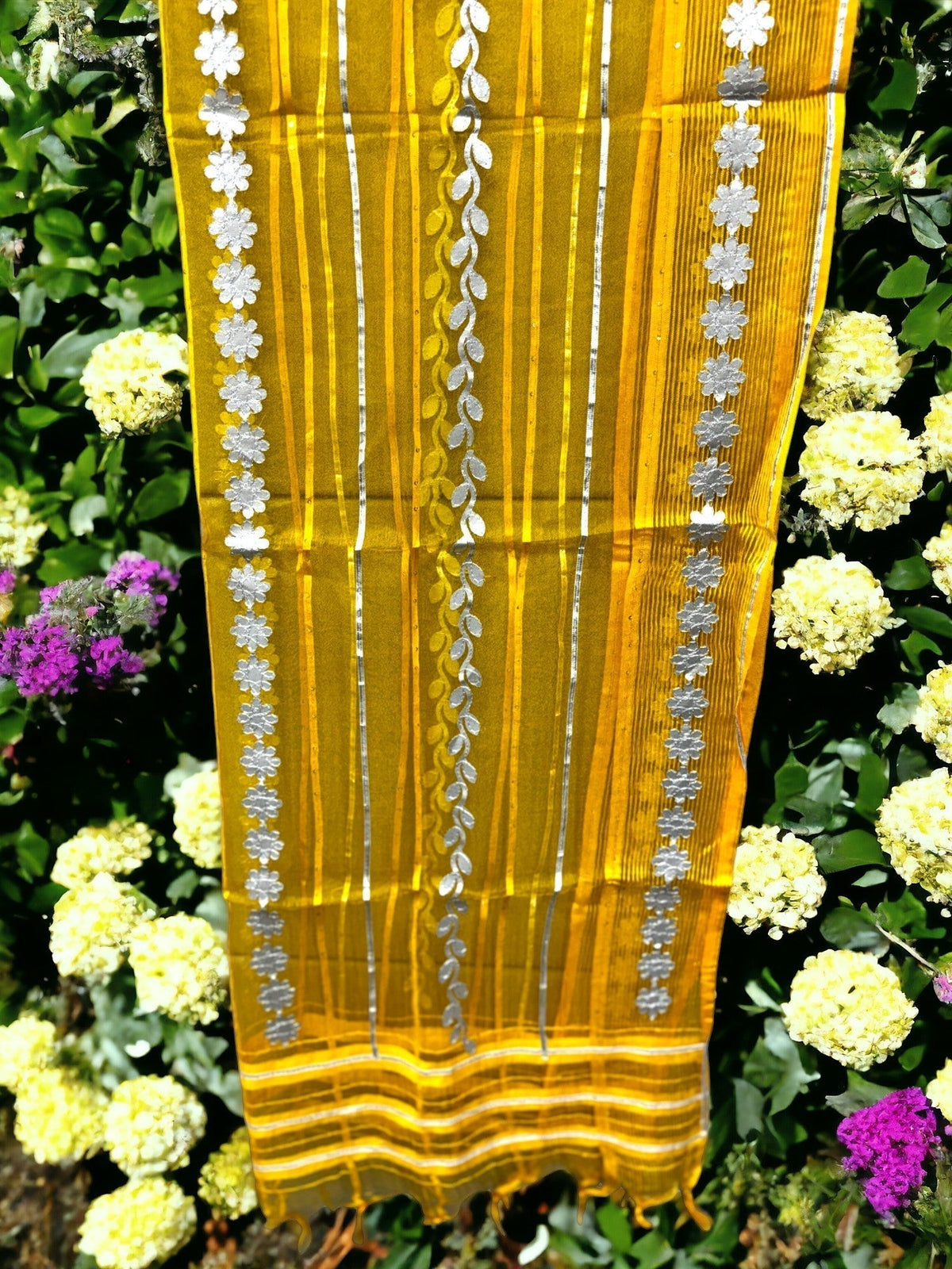 Dupatta with Silver Gota Work Stole / Duppata La Vie Bien Dupatta with Silver Gota Work